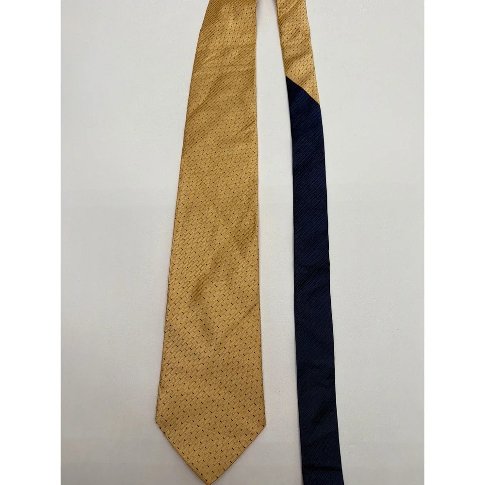 Tommy Hilfiger Mens Gold Yellow Geometric Silk Necktie Made in USA Classic Width